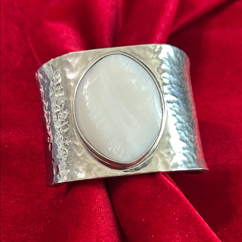 Vtg Hammered Sterling Silver Mother Of Pearl Wide Cuff Bracelet - Picture 1 of 10
